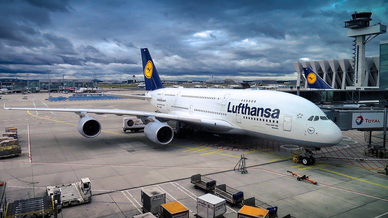 GDPR Infringement? Lufthansa Sets Rules for Refunds