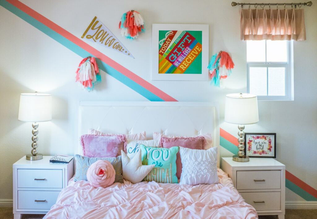 Decorate your child's bedroom